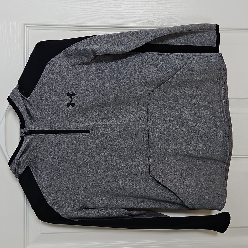 UA ultralight boys hoodie NWOT YS